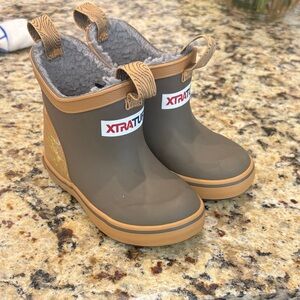 Kids Xtratuff Pull-On Boots